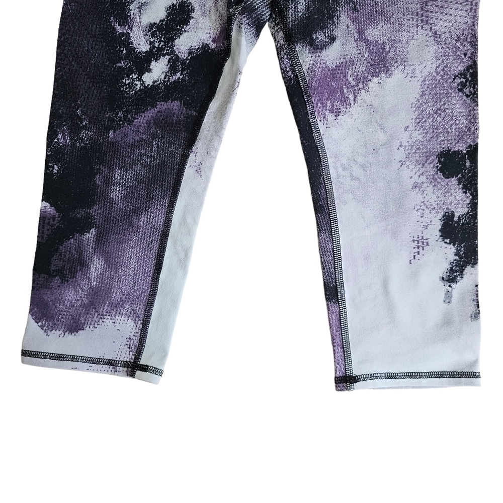 ALO YOGA Tie-Dye Airbrush Capri Purple Leggings- Size Small - Picture 6 of 14